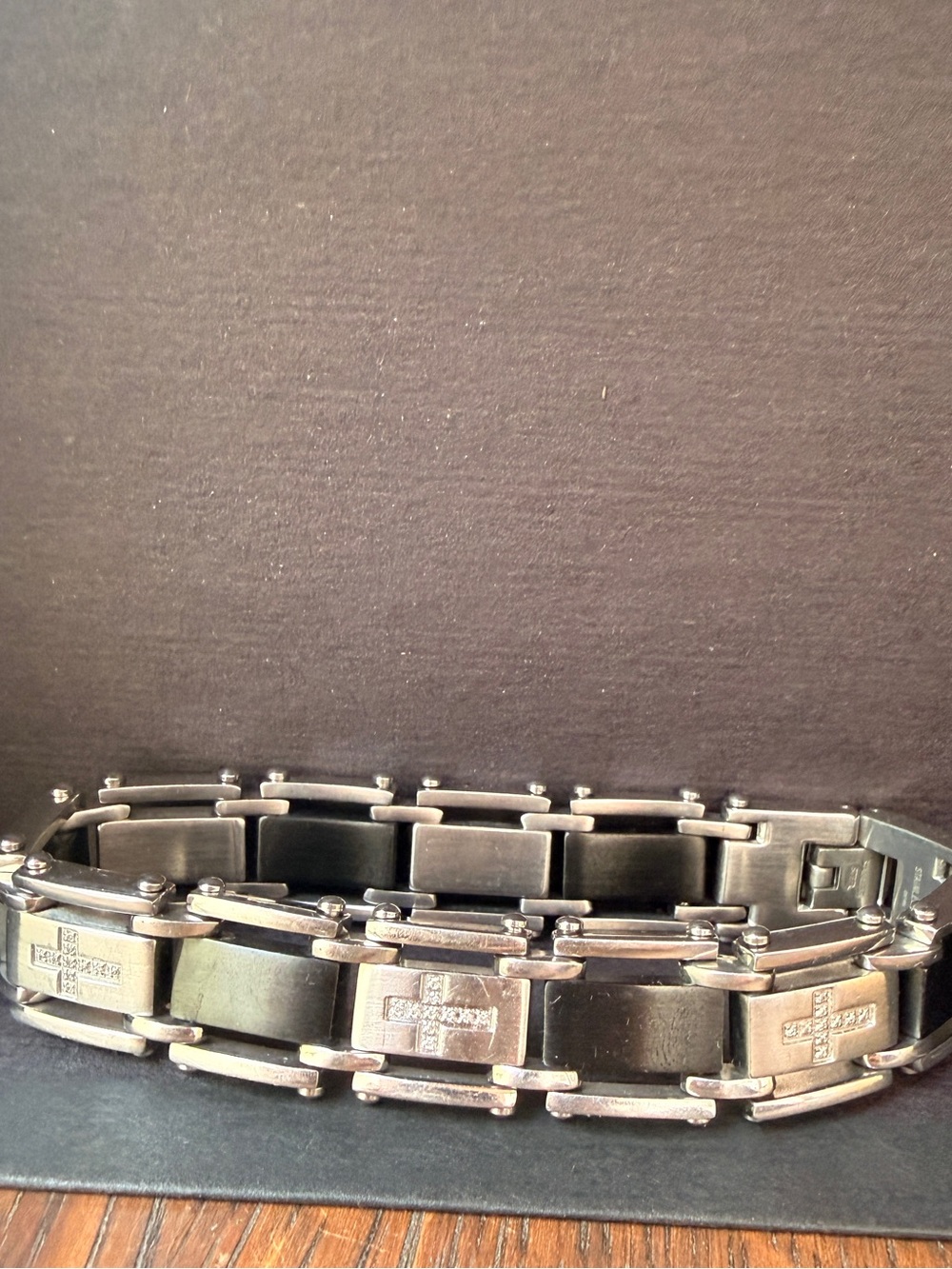 VTG Cross Link Bracelet in Black and Silver Stainless Steel Diamond - Picture 17 of 17